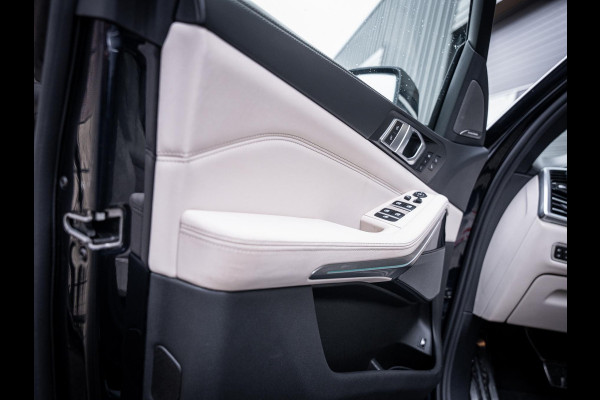 BMW X5 xDrive45e High Executive - M-Sport l Sky Lounge l Laser l Pano l Massage l HUD l ACC