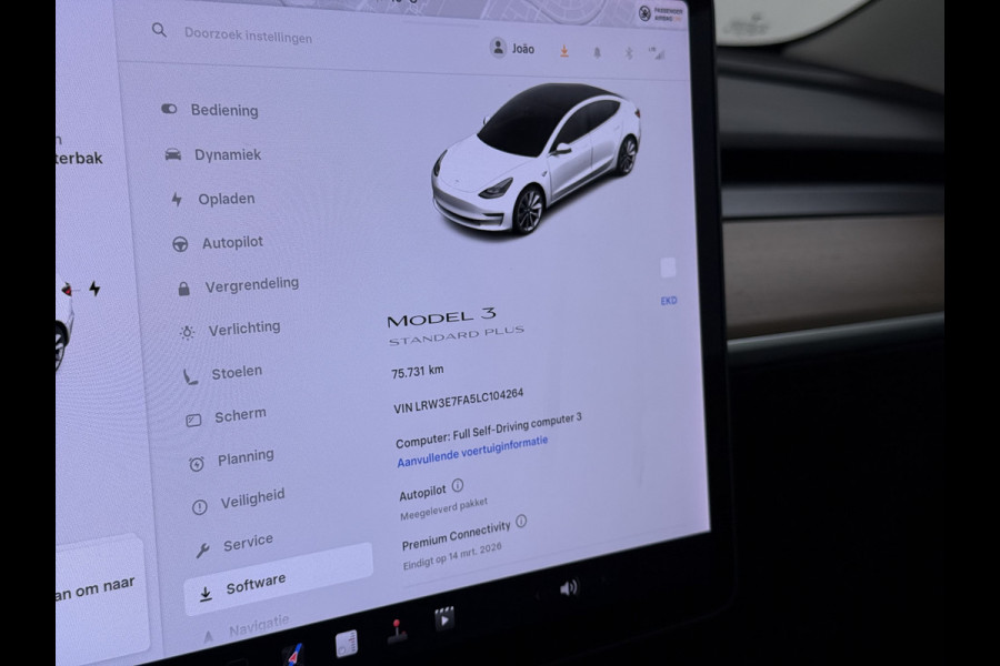 Tesla Model 3 SR Plus 325PK LFP Accu Lmv 19" AutoPilot Leder Pano-dak Adaptive-Cruise Camera's Elektr.-Stuur+Stoelen+Spiegels+Geheugen+Easy-En SOH 91% Navi LED ACC DAB Voorverwarmen interieur via App Keyless One-Pedal-Drive 1e Eigenaar Origineel Nederlandse Auto Fabrieksgarantie op Accu en Motor tot 08-12-2028/160.000KM