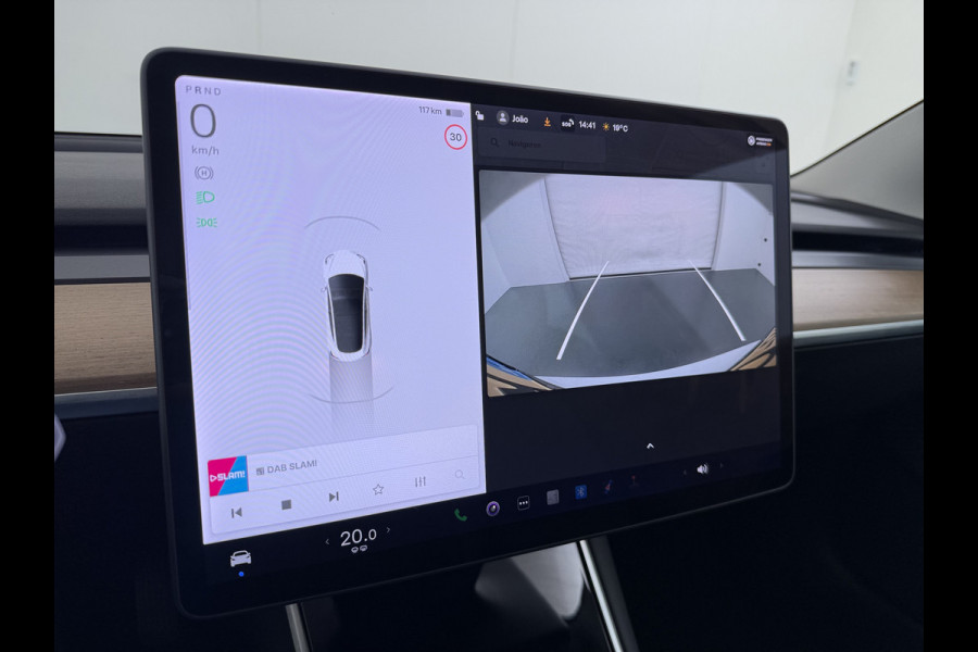 Tesla Model 3 SR Plus 325PK LFP Accu Lmv 19" AutoPilot Leder Pano-dak Adaptive-Cruise Camera's Elektr.-Stuur+Stoelen+Spiegels+Geheugen+Easy-En SOH 91% Navi LED ACC DAB Voorverwarmen interieur via App Keyless One-Pedal-Drive 1e Eigenaar Origineel Nederlandse Auto Fabrieksgarantie op Accu en Motor tot 08-12-2028/160.000KM