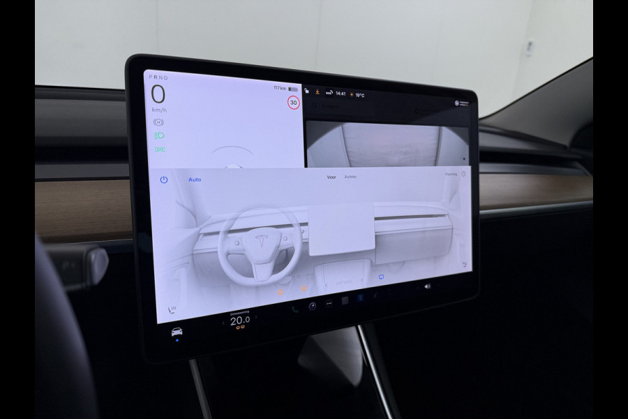 Tesla Model 3 SR Plus 325PK LFP Accu Lmv 19" AutoPilot Leder Pano-dak Adaptive-Cruise Camera's Elektr.-Stuur+Stoelen+Spiegels+Geheugen+Easy-En SOH 91% Navi LED ACC DAB Voorverwarmen interieur via App Keyless One-Pedal-Drive 1e Eigenaar Origineel Nederlandse Auto Fabrieksgarantie op Accu en Motor tot 08-12-2028/160.000KM