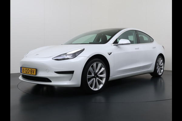 Tesla Model 3 SR Plus 325PK LFP Accu Lmv 19" AutoPilot Leder Pano-dak Adaptive-Cruise Camera's Elektr.-Stuur+Stoelen+Spiegels+Geheugen+Easy-En SOH 91% Navi LED ACC DAB Voorverwarmen interieur via App Keyless One-Pedal-Drive 1e Eigenaar Origineel Nederlandse Auto Fabrieksgarantie op Accu en Motor tot 08-12-2028/160.000KM