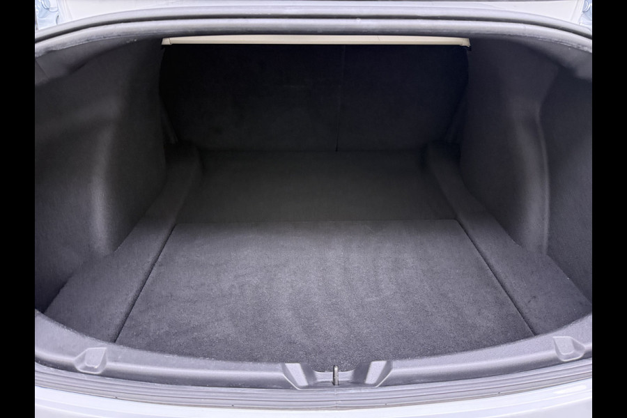 Tesla Model 3 SR Plus 325PK LFP Accu Lmv 19" AutoPilot Leder Pano-dak Adaptive-Cruise Camera's Elektr.-Stuur+Stoelen+Spiegels+Geheugen+Easy-En SOH 91% Navi LED ACC DAB Voorverwarmen interieur via App Keyless One-Pedal-Drive 1e Eigenaar Origineel Nederlandse Auto Fabrieksgarantie op Accu en Motor tot 08-12-2028/160.000KM
