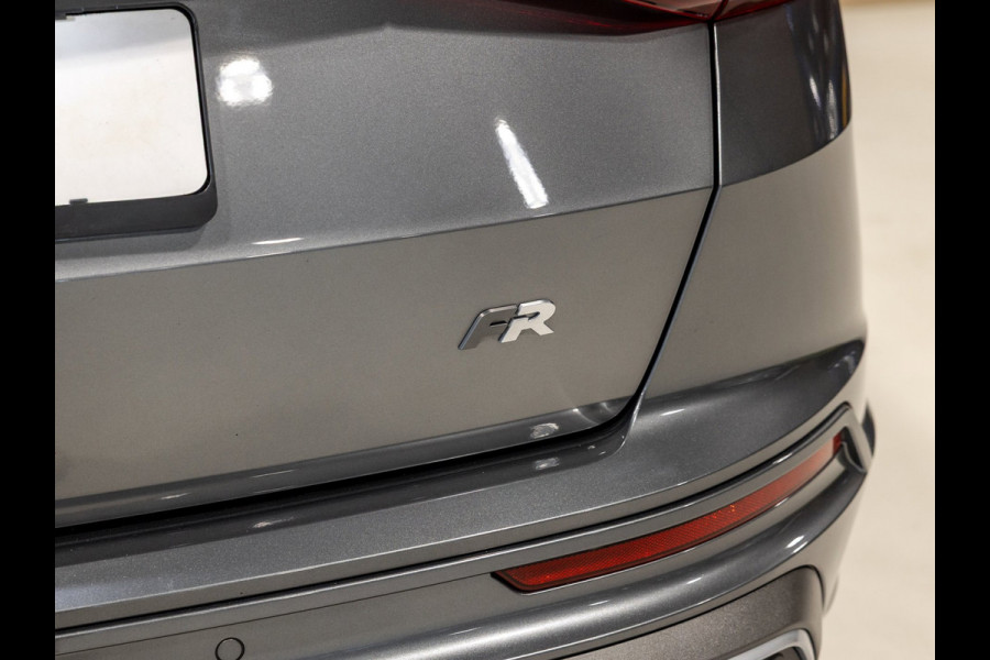 Seat Ateca 1.5 TSI FR Business Intense / 150pk / Panorama dak / Achteruitrij camera / Stoel en stuur verwarming /