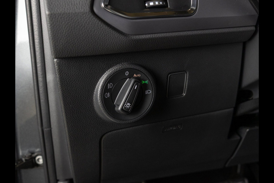 Seat Ateca 1.5 TSI FR Business Intense / 150pk / Panorama dak / Achteruitrij camera / Stoel en stuur verwarming /