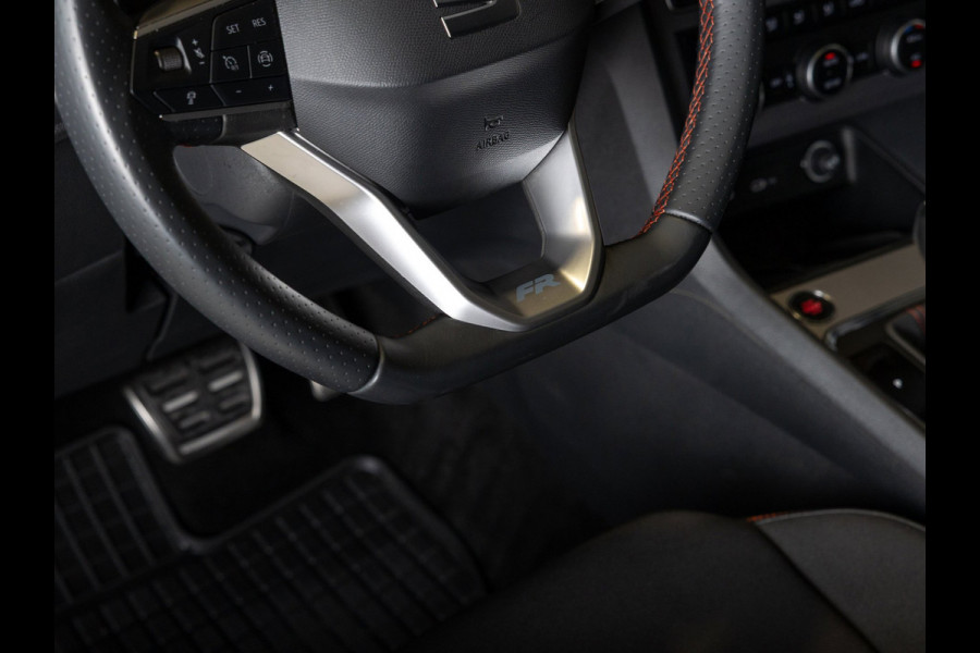 Seat Ateca 1.5 TSI FR Business Intense / 150pk / Panorama dak / Achteruitrij camera / Stoel en stuur verwarming /