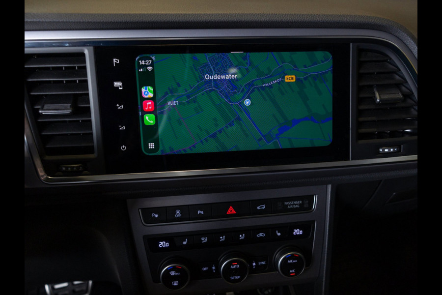 Seat Ateca 1.5 TSI FR Business Intense / 150pk / Panorama dak / Achteruitrij camera / Stoel en stuur verwarming /