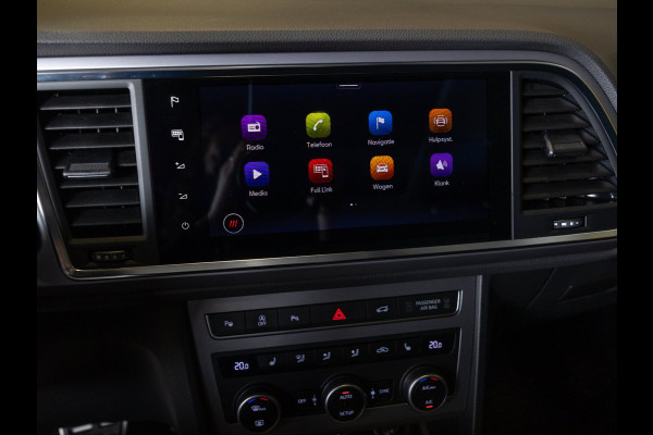 Seat Ateca 1.5 TSI FR Business Intense / 150pk / Panorama dak / Achteruitrij camera / Stoel en stuur verwarming /