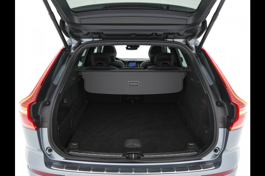 Volvo XC60 2.0 B5 Business Pro R-Design (INCL.BTW) Aut. *PANO | LUXURY-LEATHER | FULL-LEATHER | MEMORY-PACK | HEATED-SPORTSEATS | CAMERA | NAVI-FULLMAP | SHIFT-PADDLES | PRIVACY-GLASS | AIR-SUSPENSION | ECC | PDC | CRUISE | 19''ALU