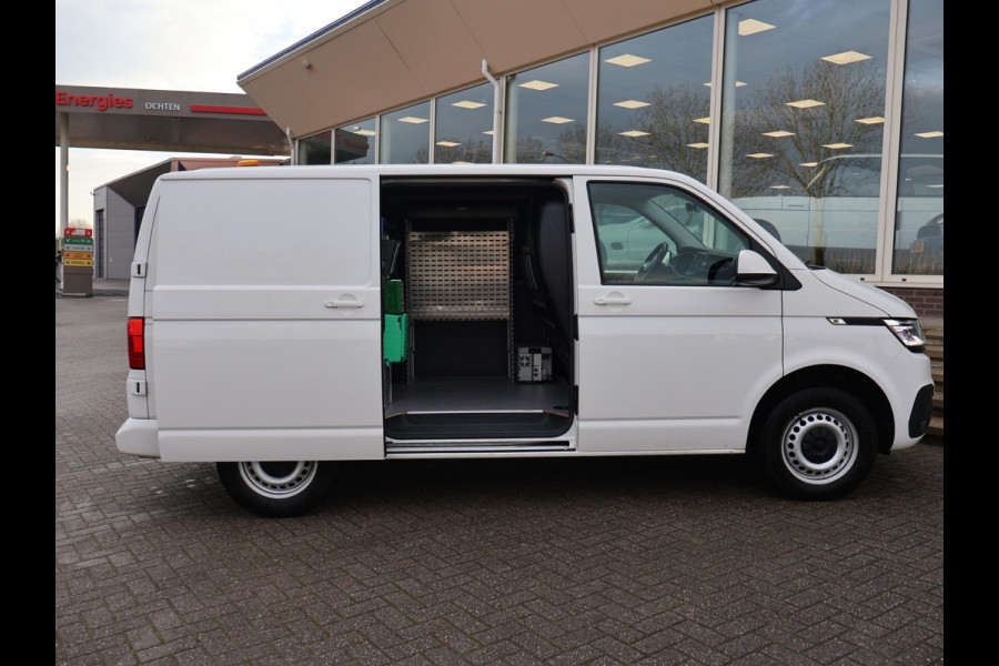 Volkswagen Transporter 2.0 TDI 4MOTION 150 PK DSG + WP INRICHTING | LED | 2 SCHUIFDEUREN | STANDKACHEL | ADAPTIVE CRUISE | TREKHAAK | CARPLAY | CAMERA