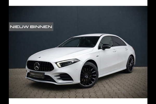 Mercedes-Benz A-Klasse 180 Business Solution AMG | Stoelverwarming | Camera | Ambiance Verlichting | Keyless | Apple Carplay | Navigatie | Cruise Control |