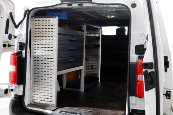 Opel Vivaro 1.5 CDTI 102pk L2H1 Edition Airco/Navi/Inrichting 01-2022