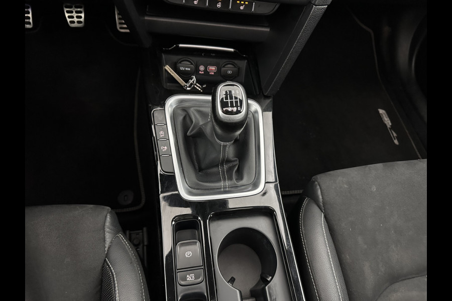 Kia ProCeed 1.0 T-GDI GT-Line (INCL-BTW) *PANO | LEATHER-ALCANTARA  | FULL-LED | SPORTSEATS | NAVI-FULLMAP | CAMERA | ECC | PRIVACYGLASS | LANE-ASSIST | DAB+ | CARPLAY | PDC | KEYLESS | CRUISE | TOWBAR | 17''ALU*