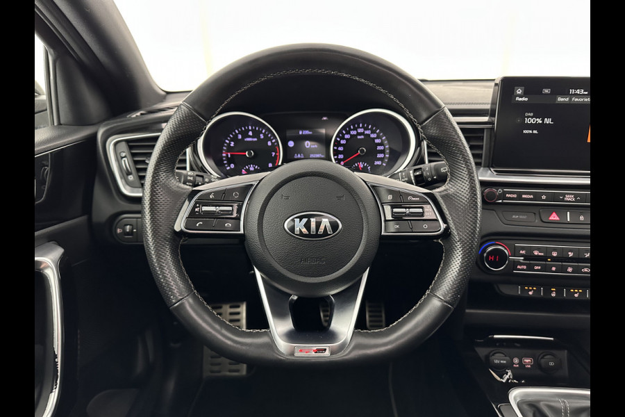 Kia ProCeed 1.0 T-GDI GT-Line (INCL-BTW) *PANO | LEATHER-ALCANTARA  | FULL-LED | SPORTSEATS | NAVI-FULLMAP | CAMERA | ECC | PRIVACYGLASS | LANE-ASSIST | DAB+ | CARPLAY | PDC | KEYLESS | CRUISE | TOWBAR | 17''ALU*