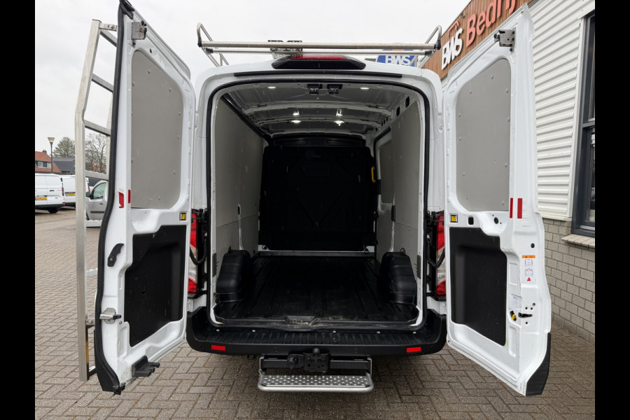 Ford Transit 310 2.0 TDCI L2H2 Trend / vaste prijs rijklaar € 18.950 ex btw / euro 6 / bpm vrij / lease vanaf € 319 / imperial + trap / airco / cruise / pdc voor en achter / trekhaak 2450 kg