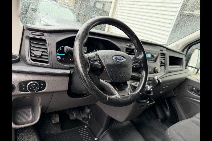 Ford Transit 310 2.0 TDCI L2H2 Trend / vaste prijs rijklaar € 18.950 ex btw / euro 6 / bpm vrij / lease vanaf € 319 / imperial + trap / airco / cruise / pdc voor en achter / trekhaak 2450 kg
