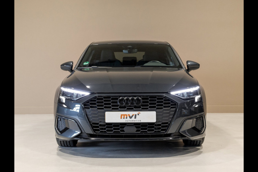 Audi A3 Limousine 35 TFSI Advanced edition / 150pk / Stoelverwarming / Adaptieve cruise control / Achteruitrij camera /