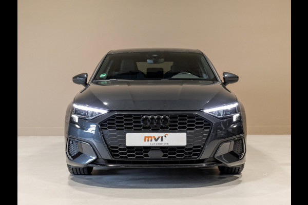 Audi A3 Limousine 35 TFSI Advanced edition / 150pk / Stoelverwarming / Adaptieve cruise control / Achteruitrij camera /