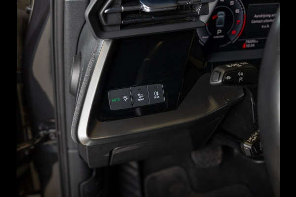 Audi A3 Limousine 35 TFSI Advanced edition / 150pk / Stoelverwarming / Adaptieve cruise control / Achteruitrij camera /