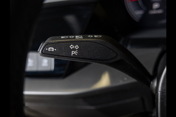 Audi A3 Limousine 35 TFSI Advanced edition / 150pk / Stoelverwarming / Adaptieve cruise control / Achteruitrij camera /