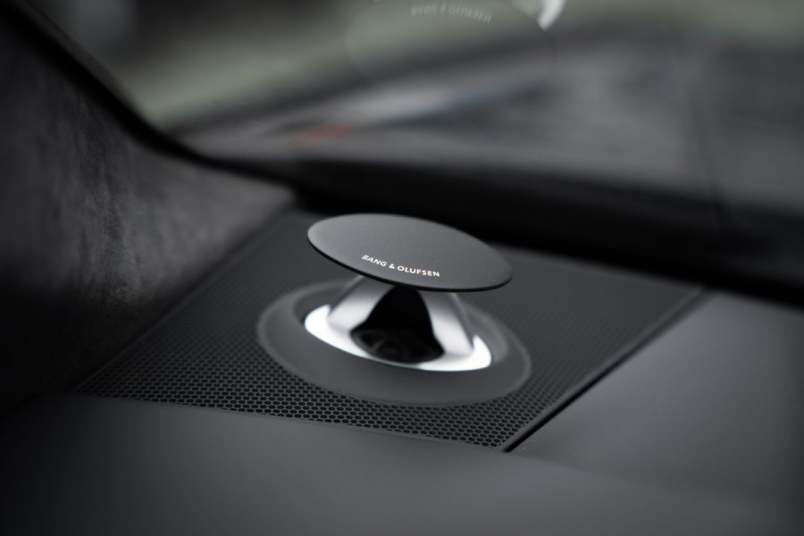 Audi RS6 Avant TFSI quattro - Mansory Pakket | Downpipe | Stage 2 | Eventuri Carbon Intake | PPF | Panorama | B&O Advanced