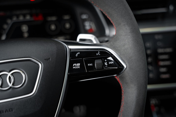 Audi RS6 Avant TFSI quattro - Mansory Pakket | Downpipe | Stage 2 | Eventuri Carbon Intake | PPF | Panorama | B&O Advanced