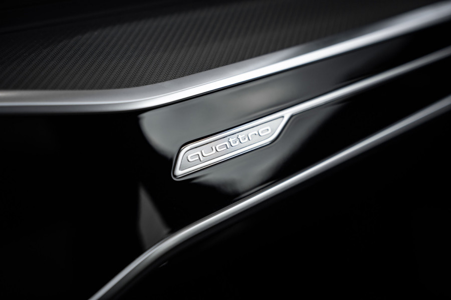 Audi RS6 Avant TFSI quattro - Mansory Pakket | Downpipe | Stage 2 | Eventuri Carbon Intake | PPF | Panorama | B&O Advanced