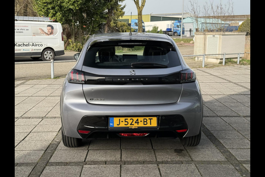Peugeot e-208 Aut. EV Allure Pack | SoH 87% | Navi | PDC | Apple Carplay |