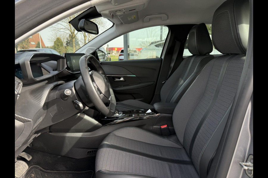 Peugeot e-208 Aut. EV Allure Pack | SoH 87% | Navi | PDC | Apple Carplay |