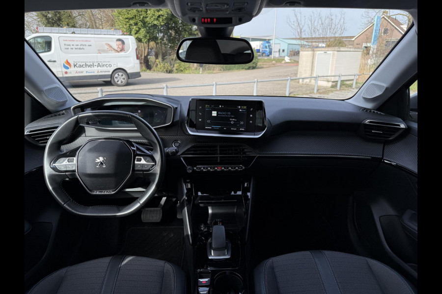 Peugeot e-208 Aut. EV Allure Pack | SoH 87% | Navi | PDC | Apple Carplay |