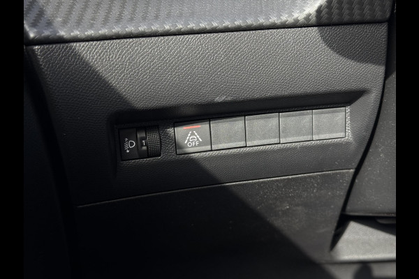 Peugeot e-208 Aut. EV Allure Pack | SoH 87% | Navi | PDC | Apple Carplay |