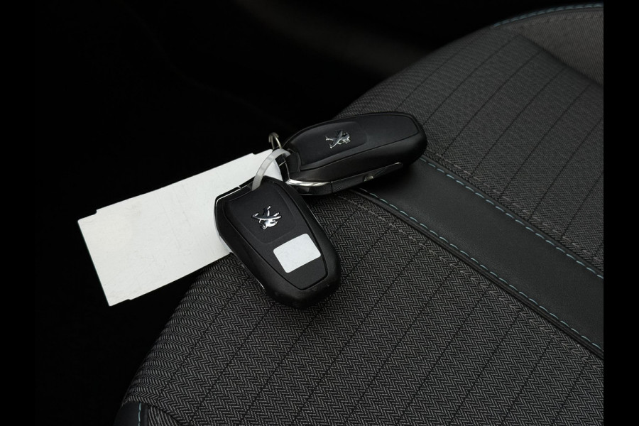 Peugeot e-208 Aut. EV Allure Pack | SoH 87% | Navi | PDC | Apple Carplay |