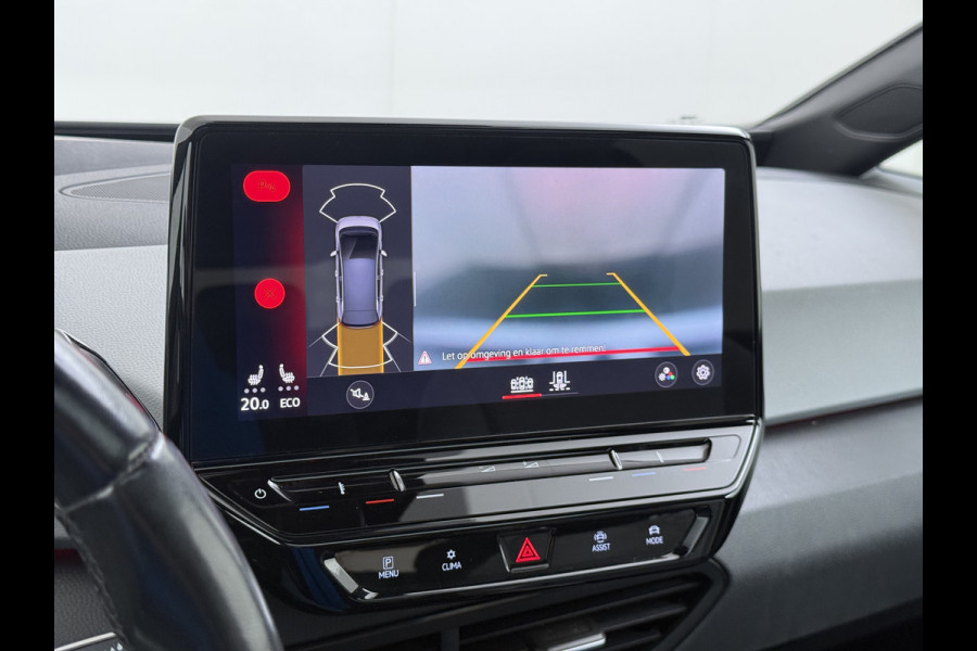 Volkswagen ID.3 First Max 62kWh Pano-Dak Elektr.Stoelen Adap.Cruise Camera Head-Up Matrix-Led Elektr.Stoelen 20"lm Navi Ecc Keyless Advanced SOH 89% Ergo Active Stoelen Stuur+Stoelverwarming Led-a-licht dynamisch Apple Carplay Android Auto Dodehoek detector Origineel Nederlandse Auto € 49.176 nieuw!