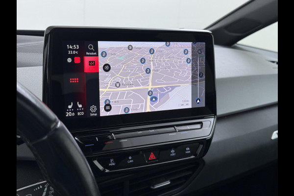 Volkswagen ID.3 First Max 62kWh Pano-Dak Elektr.Stoelen Adap.Cruise Camera Head-Up Matrix-Led Elektr.Stoelen 20"lm Navi Ecc Keyless Advanced SOH 89% Ergo Active Stoelen Stuur+Stoelverwarming Led-a-licht dynamisch Apple Carplay Android Auto Dodehoek detector Origineel Nederlandse Auto € 49.176 nieuw!