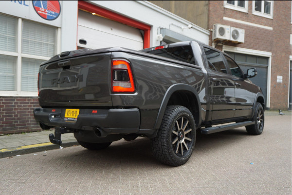 Dodge Ram 1500 5.7 V8 4x4 Rebel Sport | Luchtvering PANO -dak | Black Line | Off Road | Groot Navi | Apple CarPlay | Keyless | 20inch | Harman Kardon | Full LED | LPG onderbouw |3/2026 beurt + 4x Banden  | excl BTW