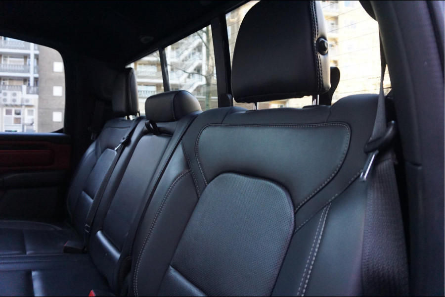 Dodge Ram 1500 5.7 V8 4x4 Rebel Sport | Luchtvering PANO -dak | Black Line | Off Road | Groot Navi | Apple CarPlay | Keyless | 20inch | Harman Kardon | Full LED | LPG onderbouw |3/2026 beurt + 4x Banden  | excl BTW