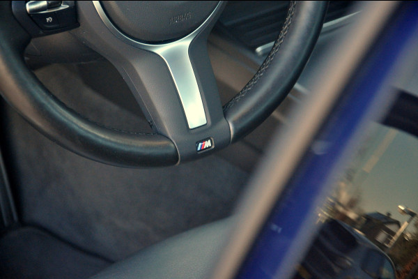 BMW 3-serie 320i M Sport Edition 64.000 km | Tanzanite Blauw | Zeer mooie auto!