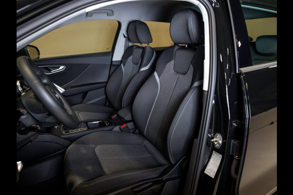 Audi Q2 35 TFSI S Edition / 150pk / Stoelverwarming / Achteruitrij camera / Adaptieve cruise control /