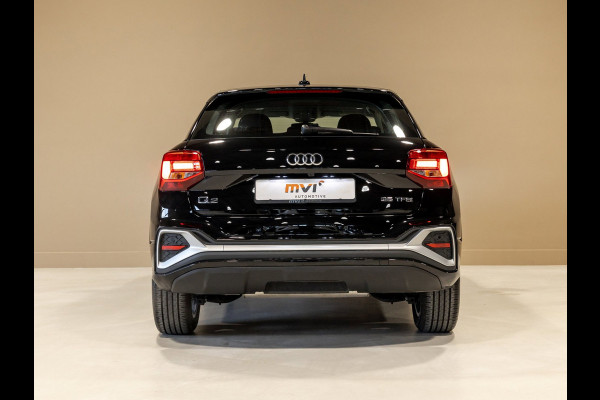 Audi Q2 35 TFSI S Edition / 150pk / Stoelverwarming / Achteruitrij camera / Adaptieve cruise control /