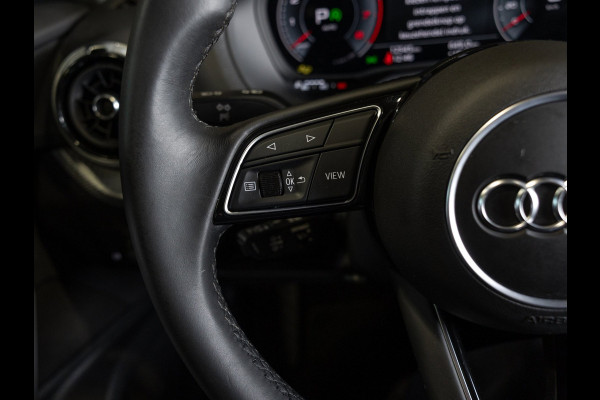 Audi Q2 35 TFSI S Edition / 150pk / Stoelverwarming / Achteruitrij camera / Adaptieve cruise control /