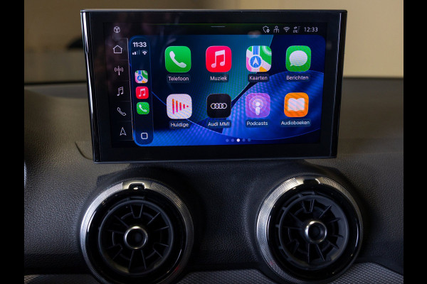 Audi Q2 35 TFSI S Edition / 150pk / Stoelverwarming / Achteruitrij camera / Adaptieve cruise control /