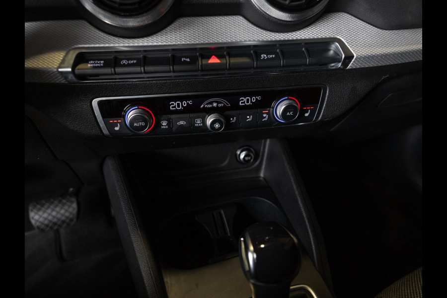 Audi Q2 35 TFSI S Edition / 150pk / Stoelverwarming / Achteruitrij camera / Adaptieve cruise control /