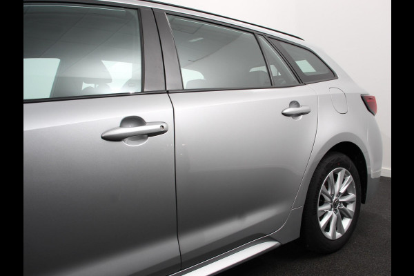 Toyota Corolla Touring Sports Automaat Hybrid 140 Active | Navigatie | Apple Carplay/Android Auto | Climate Control | Cruise Control Adaptive | 17"Lichtmetalen velgen | Camera