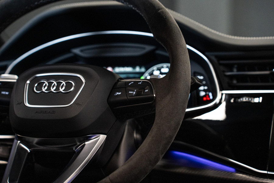 Audi Q8 4.0 TFSI RS Q8 quattro Performance *Achteras-besturing / Standkachel / Panorama / Bang & Olufsen / Stoelventilatie & massage / HUD*