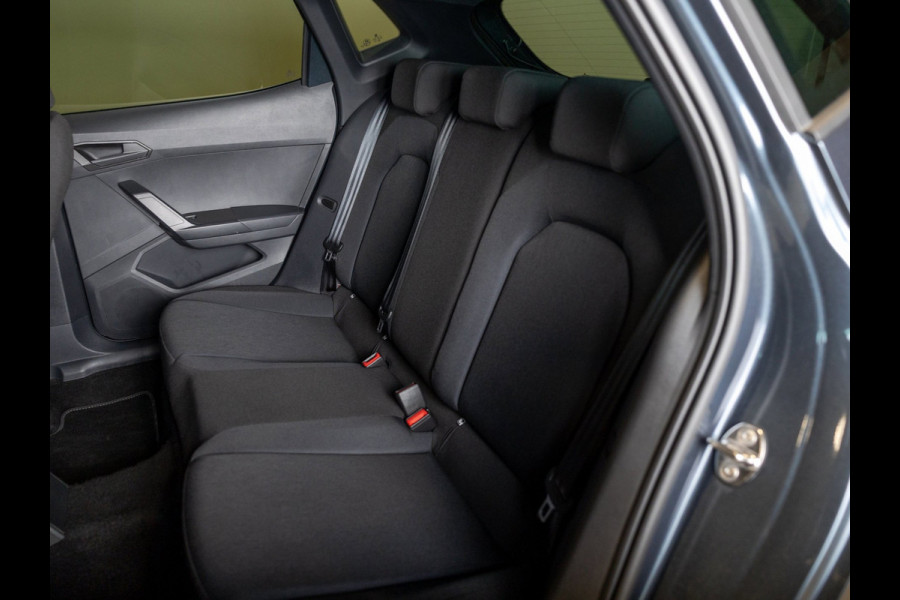 Seat Ibiza 1.0 EcoTSI FR Business Connect / 115pk / Achteruitrijcamera / Apple Carplay / Airco / Stoelverwarming