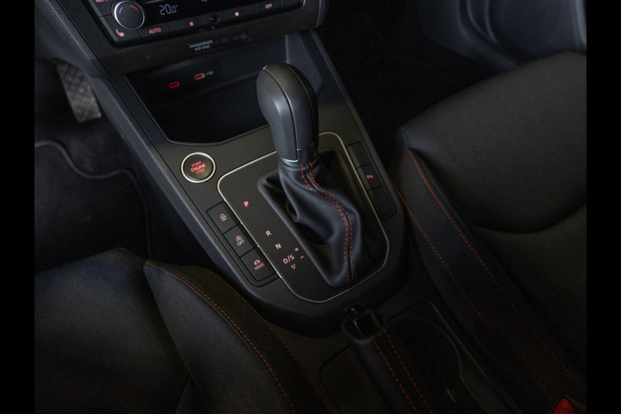 Seat Ibiza 1.0 EcoTSI FR Business Connect / 115pk / Achteruitrijcamera / Apple Carplay / Airco / Stoelverwarming