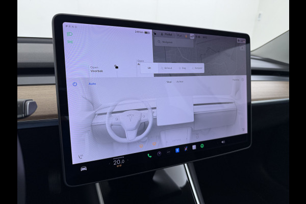 Tesla Model 3 Long Range AWD 75kWh Trekhaak AutoPilot Leeer Pano-dak Adaptive-Cruise Camera's Elektr.-Stuur+Stoelen+Spiegels+Geheugen+Easy-Ent Navi LED DAB Voorverwarmen interieur Keyless One-Pedal-Drive 4WD SOH 86% 1.000KG Trekgewicht Origineel Nederlandse Auto Fabrieksgarantie op Accu en Motor tot 19-12-2027/192.00km € 60.430 nieuw!