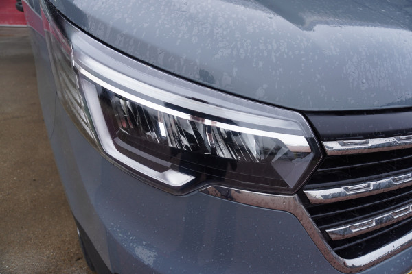 Renault Trafic 2.0 Blue dC1 150PK EDC T30 L2H1 Advance Automaat Schuifdeur L+R nr.V064 | Airco | Cruise | Navigatie | Camera | All season