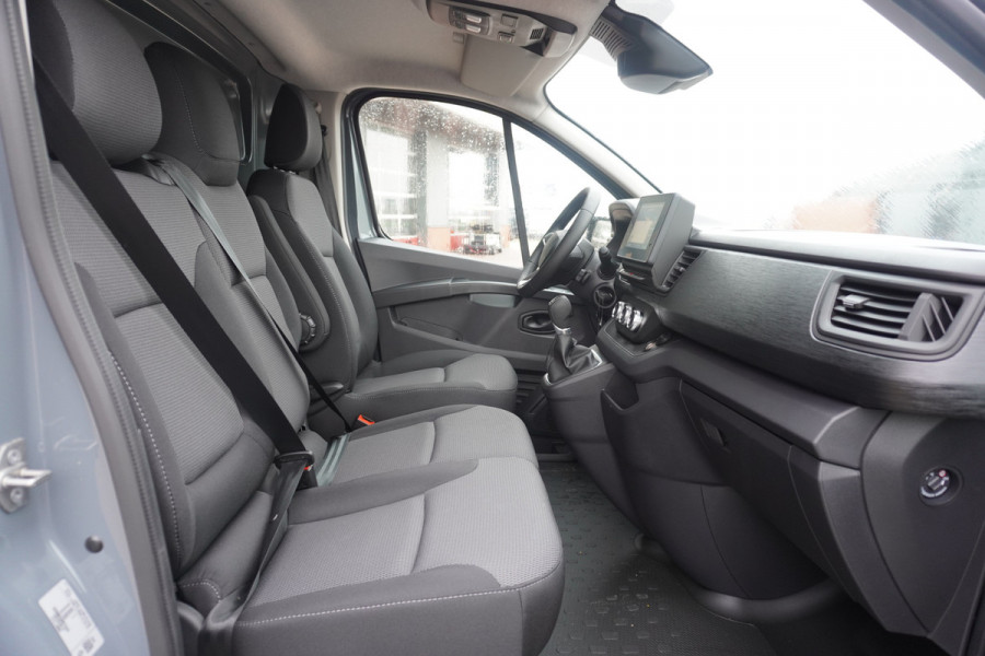 Renault Trafic 2.0 Blue dC1 150PK EDC T30 L2H1 Advance Automaat Schuifdeur L+R nr.V064 | Airco | Cruise | Navigatie | Camera | All season