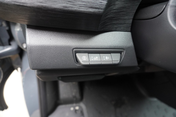 Renault Trafic 2.0 Blue dC1 150PK EDC T30 L2H1 Advance Automaat Schuifdeur L+R nr.V064 | Airco | Cruise | Navigatie | Camera | All season