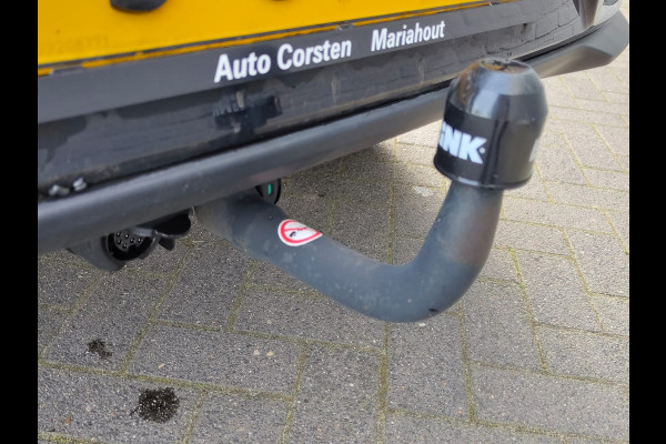 Kia e-Niro ExecutiveLine 64kWh Trekhaak Leder Warmtepomp Adap.Cruise Elek.Stoel+Memory JBL®-Audio Pdc Navi Ecc Camera Apple Carplay Android Stoelverwarming+Koeling Stuurverwarming Lmv Privacy Glas DAB Vess Lane Assist Blind Spot 1e Eigenaar Origineel Nederlandse Auto